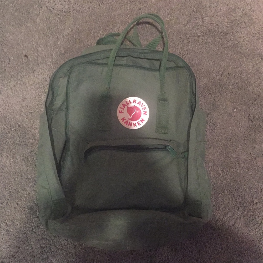 Green Fjallraven Kanken